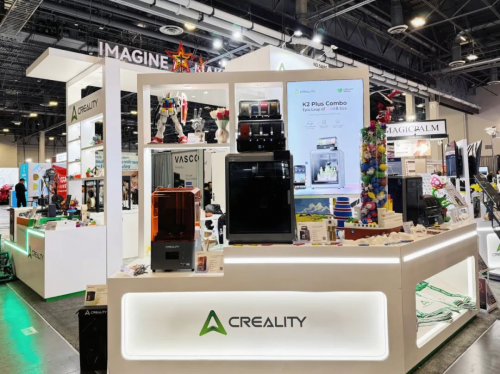 創(chuàng)想三維多款新品亮相CES 2025，多色打印觸手可及