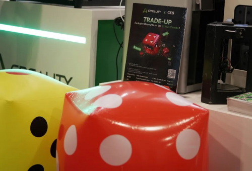 創(chuàng)想三維多款新品亮相CES 2025，多色打印觸手可及