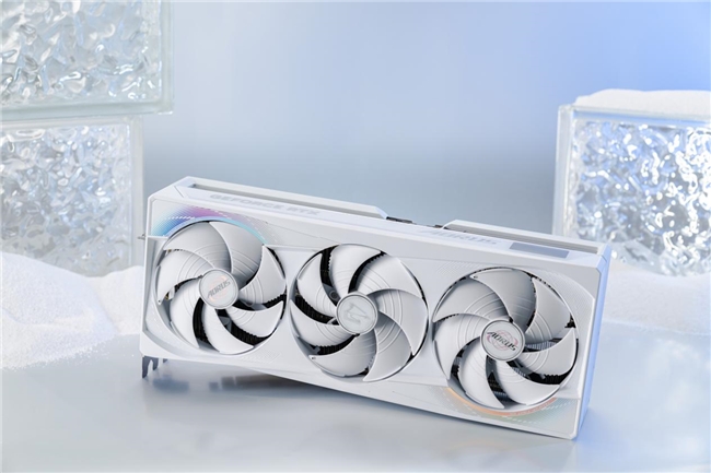 技嘉RTX 5090 D和 5080系列顯卡開(kāi)售，性能猛獸降臨