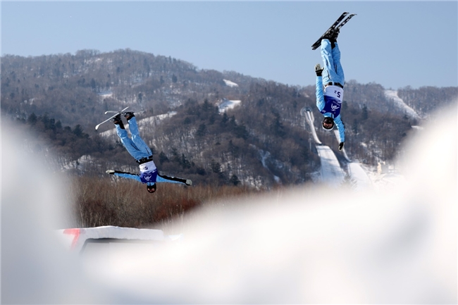 亞冬會(huì)賽場(chǎng)大顯神威 佳能EOS R1有何秘密武器