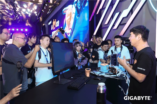 技嘉2025發(fā)布會：“從心出發(fā) 我們的主張”，邁向AI新紀元