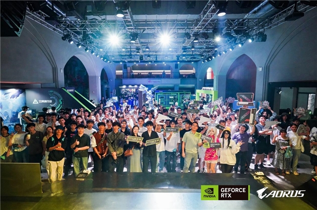 玩家齊赴技嘉AORUS DAY山城之約，RTX 50“嘉”速營奏響電競狂想曲