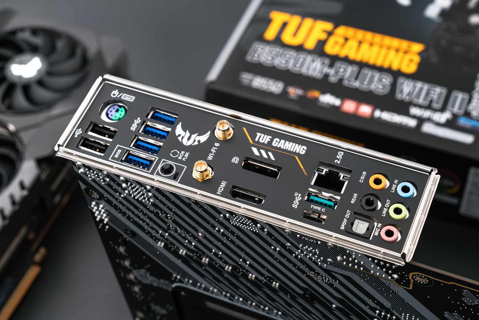 5500X3D裝機(jī)首選華碩B550重炮手WIFI二代主板