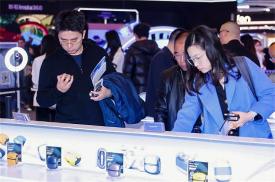 銳億剃須刀創(chuàng)新升級，實(shí)力榮獲AWE艾普蘭獎(jiǎng)