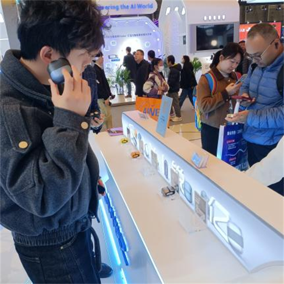 銳億剃須刀創(chuàng)新升級，實(shí)力榮獲AWE艾普蘭獎(jiǎng)