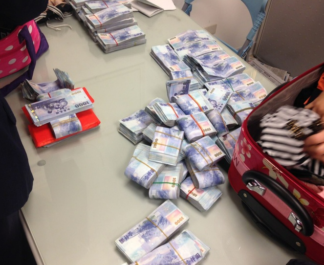 獎(jiǎng)金比年薪多，臺(tái)積電新手工程師從不加班，1年買(mǎi)保時(shí)捷？