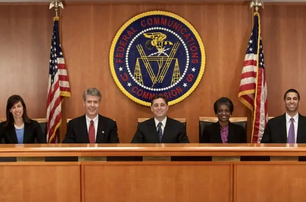 德國(guó)無(wú)視美國(guó)禁令，美國(guó)議員：德國(guó)危害歐洲安全！