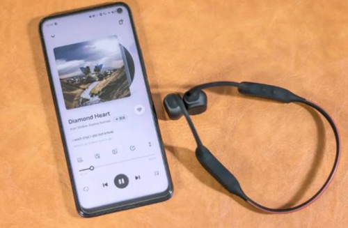 城市健身人群時髦新寵裝備，飛利浦GO A7607骨傳導耳機為何打動人心