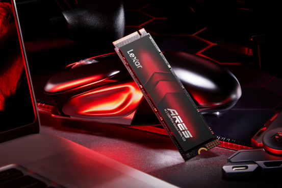 戰(zhàn)神新品裝機優(yōu)選，Lexar雷克沙ARES PCIe4.0固態(tài)硬盤！