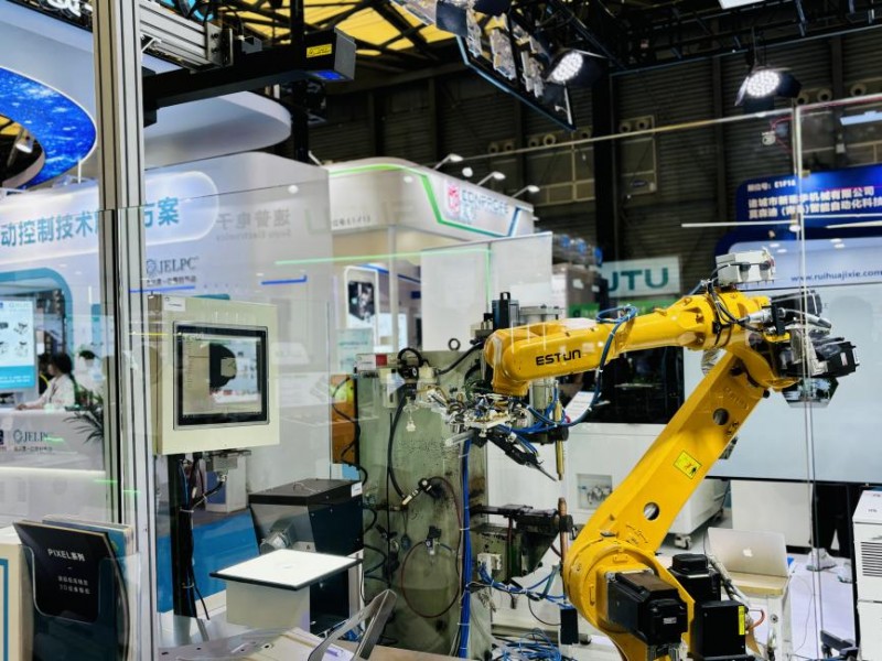 向新而行 智領(lǐng)未來！中科融合光學智能傳感新質(zhì)生產(chǎn)力 賦能汽車智能制造