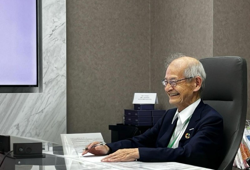 諾獎(jiǎng)得主吉野彰：2050年將是新能源汽車“改頭換面”的關(guān)鍵節(jié)點(diǎn)