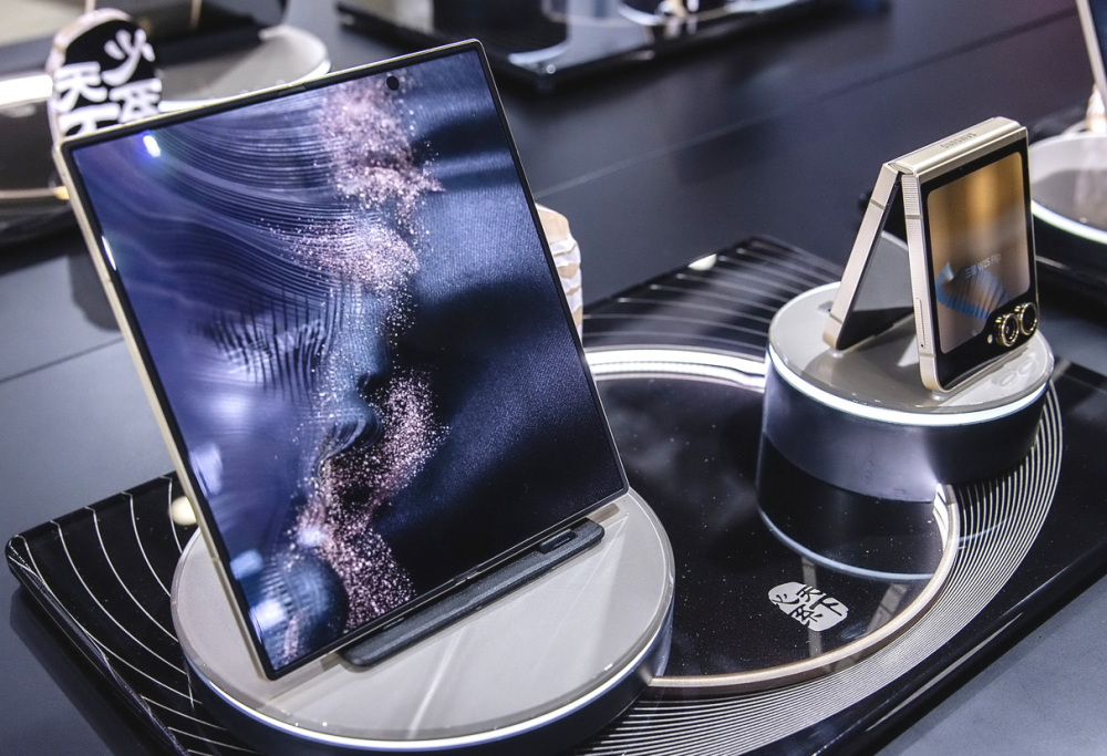 三星亮相進(jìn)博會(huì)，AI顯示“玩”出新花樣