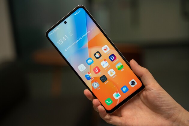 5折優(yōu)惠來了！iQOO Z5攜手薇婭直播間送福利