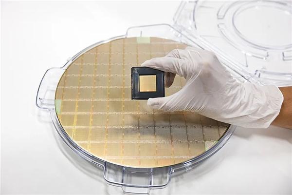 高端處理器新標桿，Power10劍指“內(nèi)存墻”