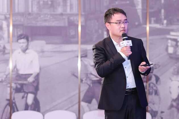 打造“智慧之眼”與“創(chuàng)新之輪”，華?？萍贾浦圃鞓I(yè)智能升級