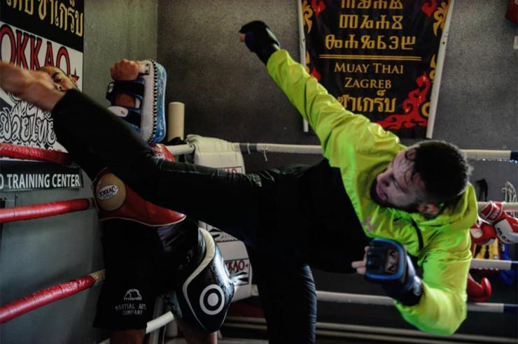 HOTSUIT后秀暴汗服“快速燃燒卡路里”強(qiáng)勢(shì)來襲