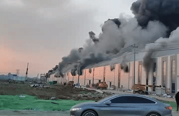 突發(fā)！百億級項目發(fā)生火災，現(xiàn)場觸目驚心！