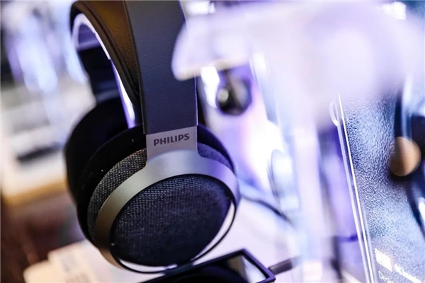 飛利浦Fidelio X3，旗艦級開放HIFI耳機展現(xiàn)音樂細節(jié)魅力