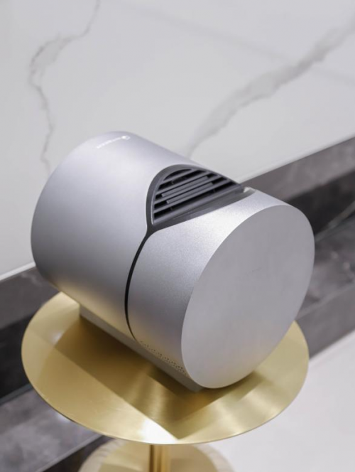 測評丨超清時代來臨，三款4K高端投影機對比