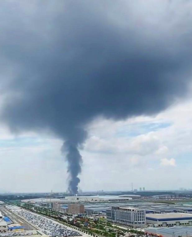 比亞迪西安工廠突發(fā)火災(zāi)，起火原因不明！