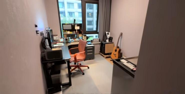 看完稚暉君的工作臺，我慕了~