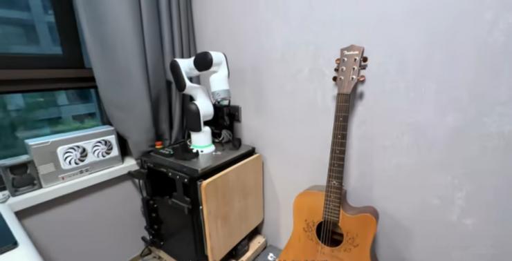 看完稚暉君的工作臺，我慕了~