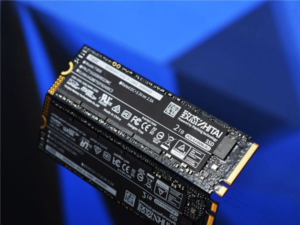 京東“開門紅”換新正當時，致態(tài)固態(tài)硬盤“Ti惠玩”