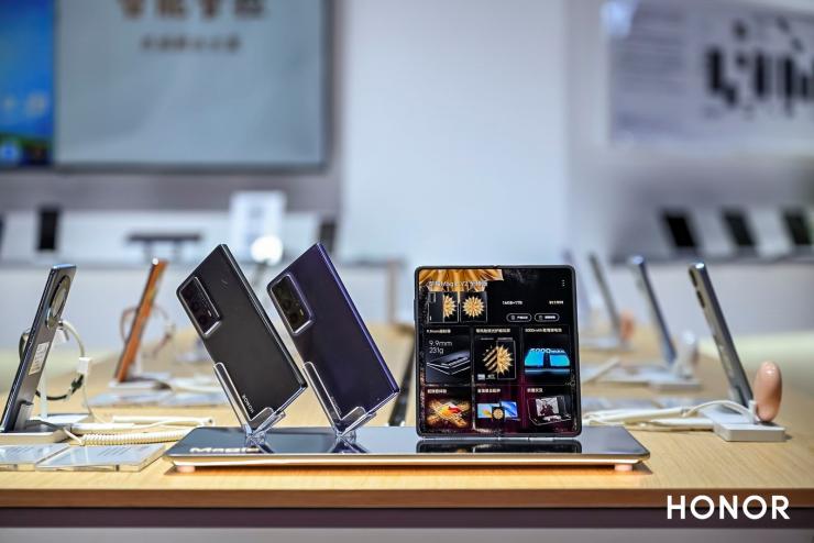 傳榮耀即將換帥，或?yàn)镮PO做準(zhǔn)備！