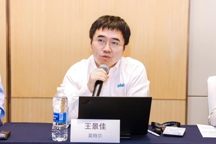 英特爾攜手合作伙伴推出OPS 2.0，為智慧教育帶來全新體驗！