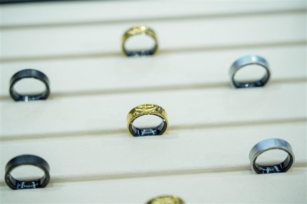 盤點(diǎn)進(jìn)博會(huì):三星AI手機(jī)引領(lǐng)創(chuàng)新 賦能美好生活