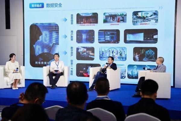 紅星花智能客服煥新電話：AI技術(shù)賦能體驗升級