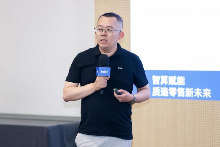 從芯到質：英特爾如何用AI重塑新零售生態(tài)版圖？