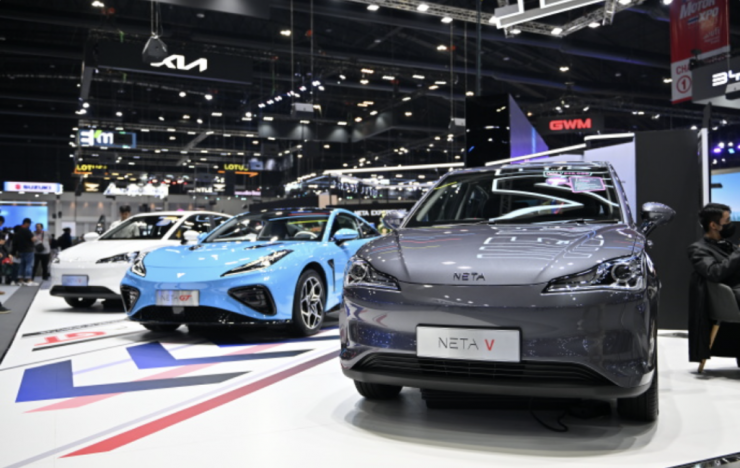 突發(fā)！哪吒汽車總部Logo被連夜拆除