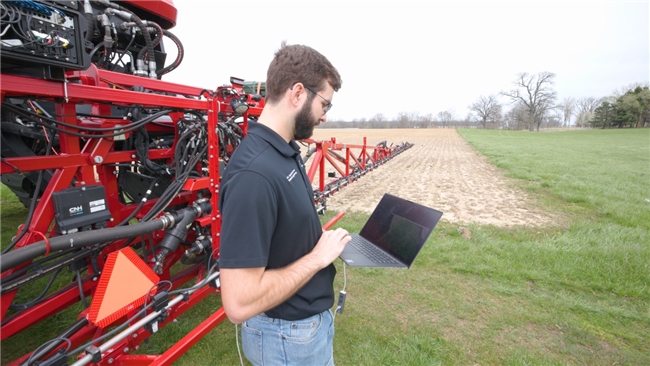 盤中未來(lái)：英特爾為農(nóng)業(yè)和生態(tài)注入AI科技