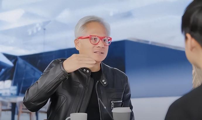 中美芯片差距到底有多大？黃仁勛一語(yǔ)道破！