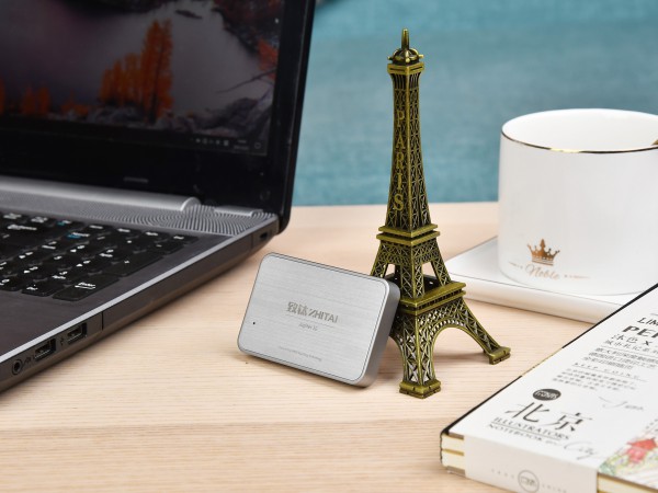 存儲卡太貴？或許你的相機應(yīng)該使用固態(tài)硬盤