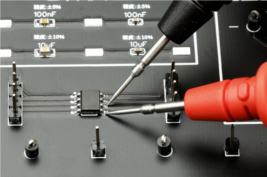 福祿克全新明星萬用表 15B MAX 和 17B MAX 八年磨一劍，老搭檔 新升級！