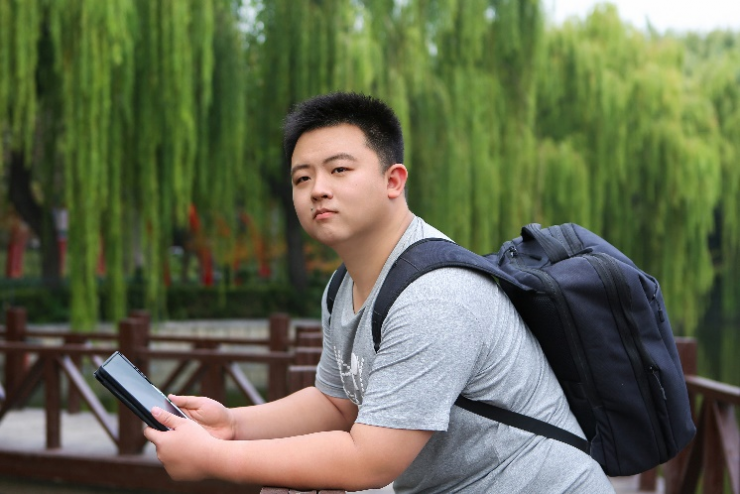 相信開發(fā)的力量丨零零后大學(xué)生借助HMS能力，詮釋“理科生的獨特浪漫”