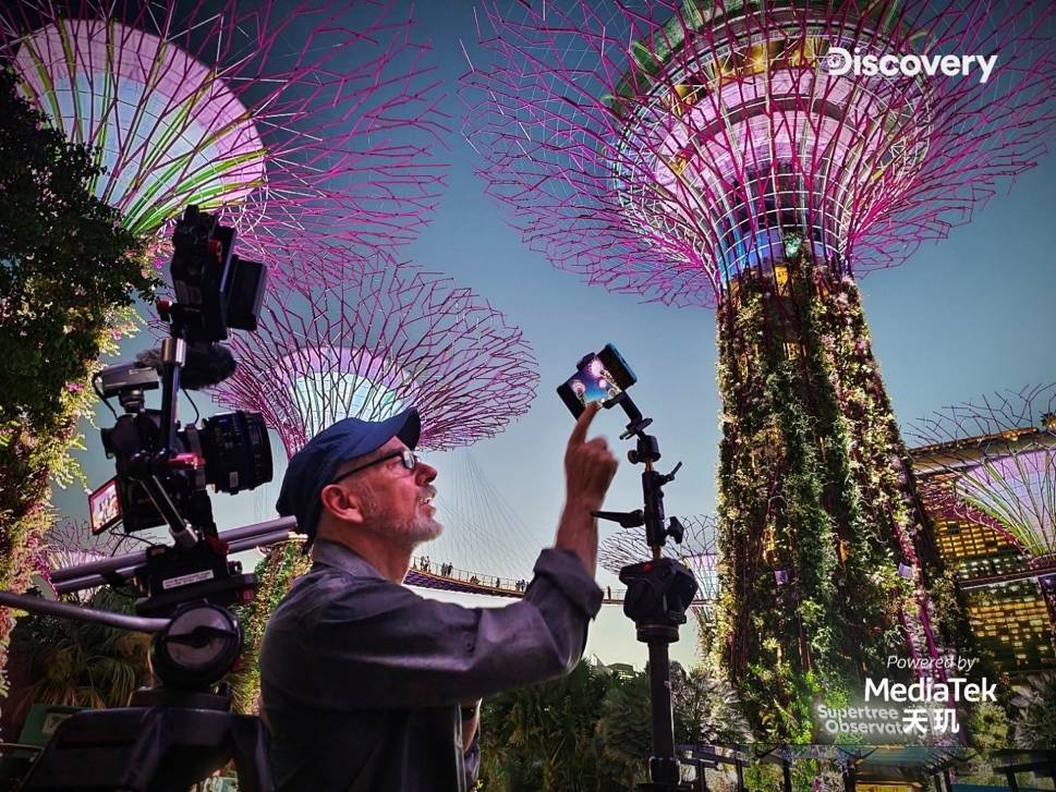 天璣9200支持電影模式，自動追焦配合背景虛化，零基礎(chǔ)也能拍大片