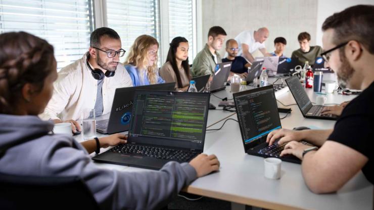 博世加快推動各地區(qū)和各業(yè)務(wù)領(lǐng)域的增長：2022財年為集團(tuán)未來發(fā)展奠定堅實基礎(chǔ)