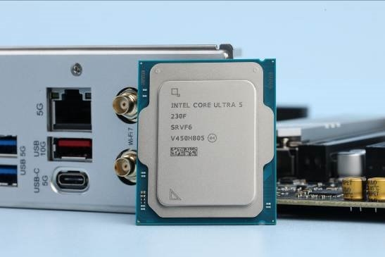千元神U對決：酷睿Ultra 5 230F制勝，游戲、AI都領(lǐng)先
