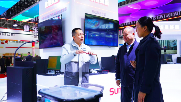 中科可控亮相教裝展，從“芯”到“端”筑基智慧教育