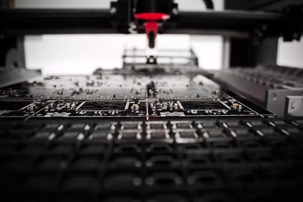 PCB的接地設(shè)計中為什么要將模擬地和數(shù)字地分開?