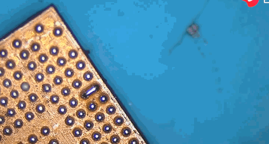 詳解修復(fù)焊接BGA芯片過程