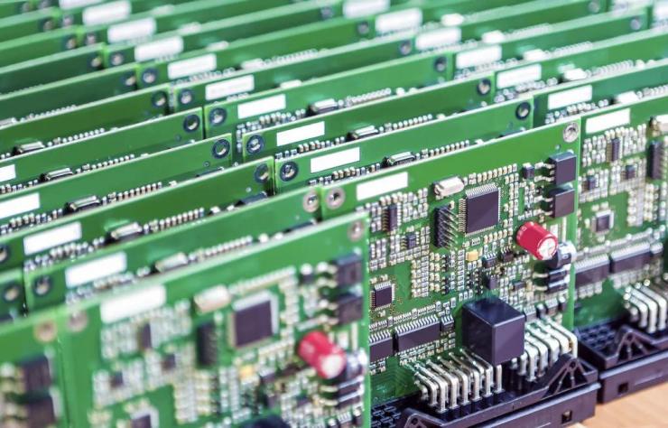 放松芯片限制，美國迫于業(yè)界壓力修改對華議案！