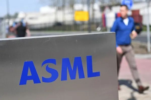 專有技術(shù)被中國(guó)員工竊取，ASML?進(jìn)退兩難！