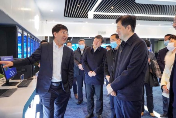 宿州市委書記楊軍、市長(zhǎng)王啟榮一行到訪新華三集團(tuán)參觀調(diào)研