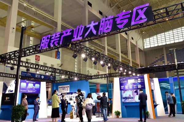 中國聯(lián)通成立九大行業(yè)軍團，浙江聯(lián)通負(fù)責(zé)服裝制造軍團