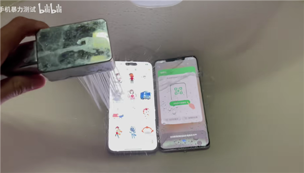 iPhone 14 Pro Max和Mate 50 Pro一起洗熱水澡 華為贏了？