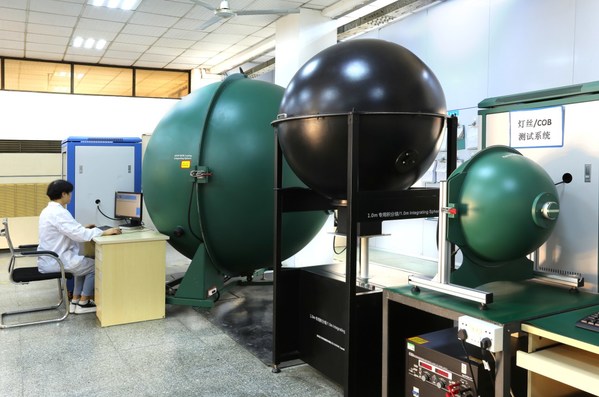 做強(qiáng)博士工作站，佛山照明按下創(chuàng)新發(fā)展“快進(jìn)鍵”